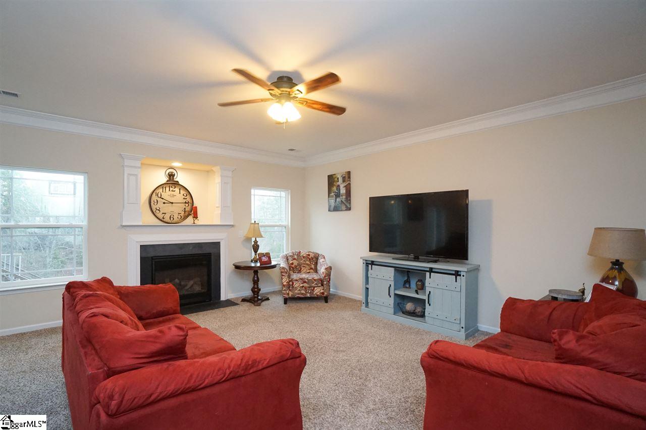 123 Riverdale Road Simpsonville, SC 29680 - Photo 4 of 34 Gallery Image 4