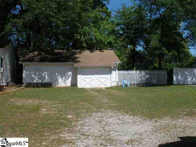 606 Grove Road Greenville, SC 29605 - Photo 8 of 9