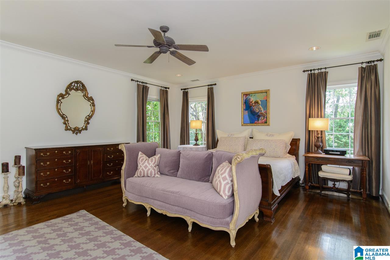 4228 Caldwell Mill Road Birmingham, AL 35243 - Photo 16 of 50