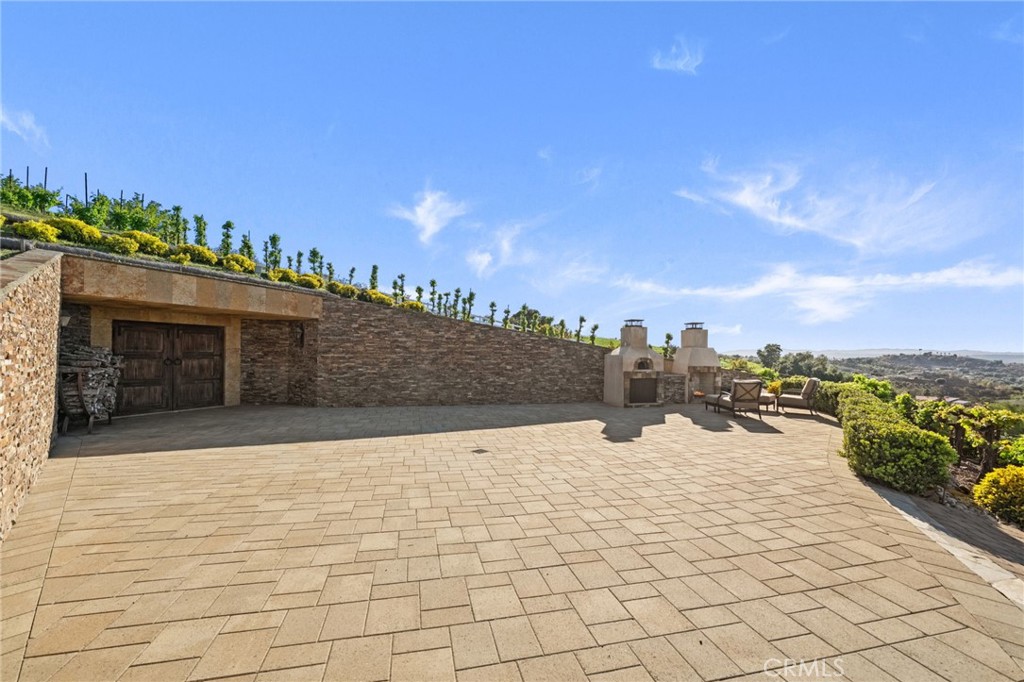 44195 Sunset Terrace Temecula, CA 92590 - Photo 18 of 74 Steel Reinforced Wine Bunker