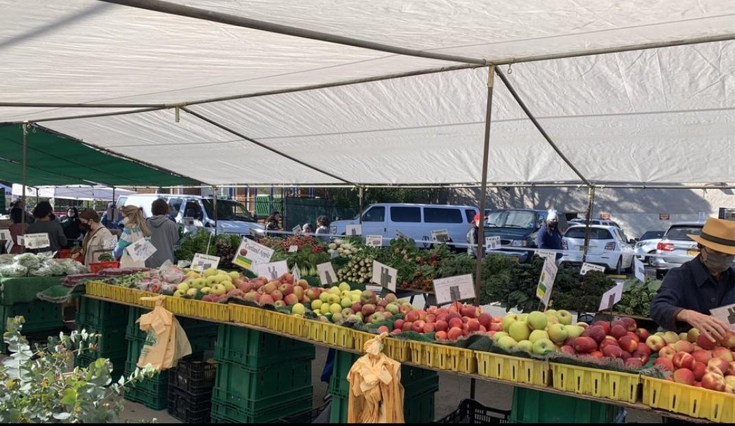 37-30 83rd Street, Unit 2M Queens, NY 11372 - Photo 17 of 20 a market with a variety of fruits and vegetables