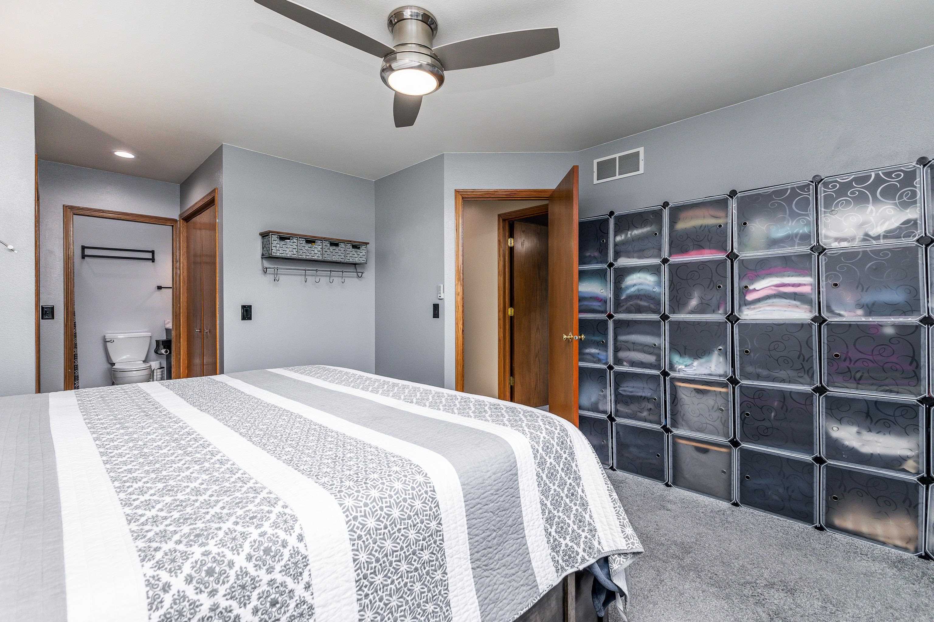 2237 Crown Point Road Dubuque, IA 52002 - Photo 20 of 33 Gallery Image 20