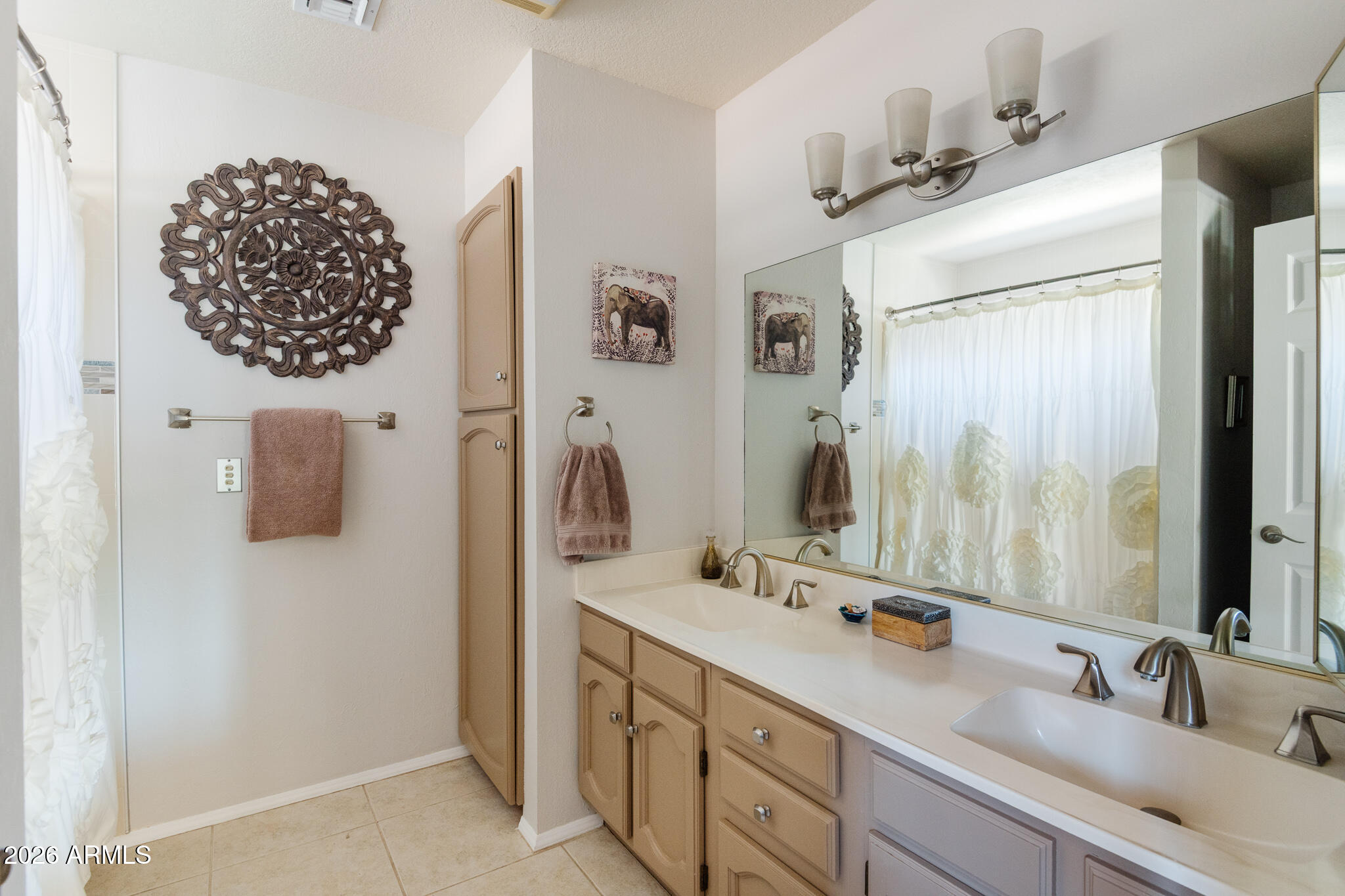 1040 Rodeo Road Sedona, AZ 86336 - Photo 36 of 61 32