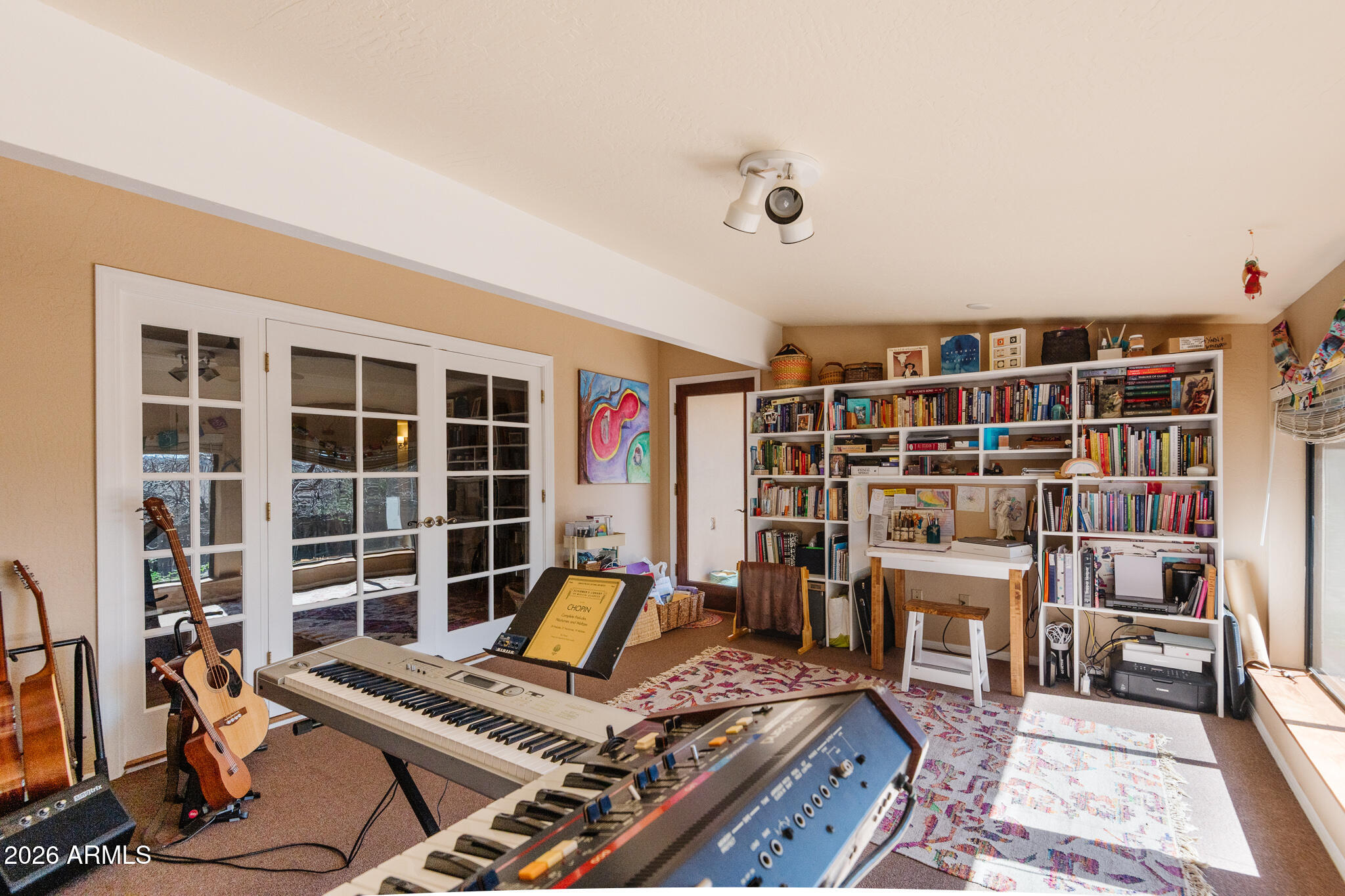 1040 Rodeo Road Sedona, AZ 86336 - Photo 40 of 61 36