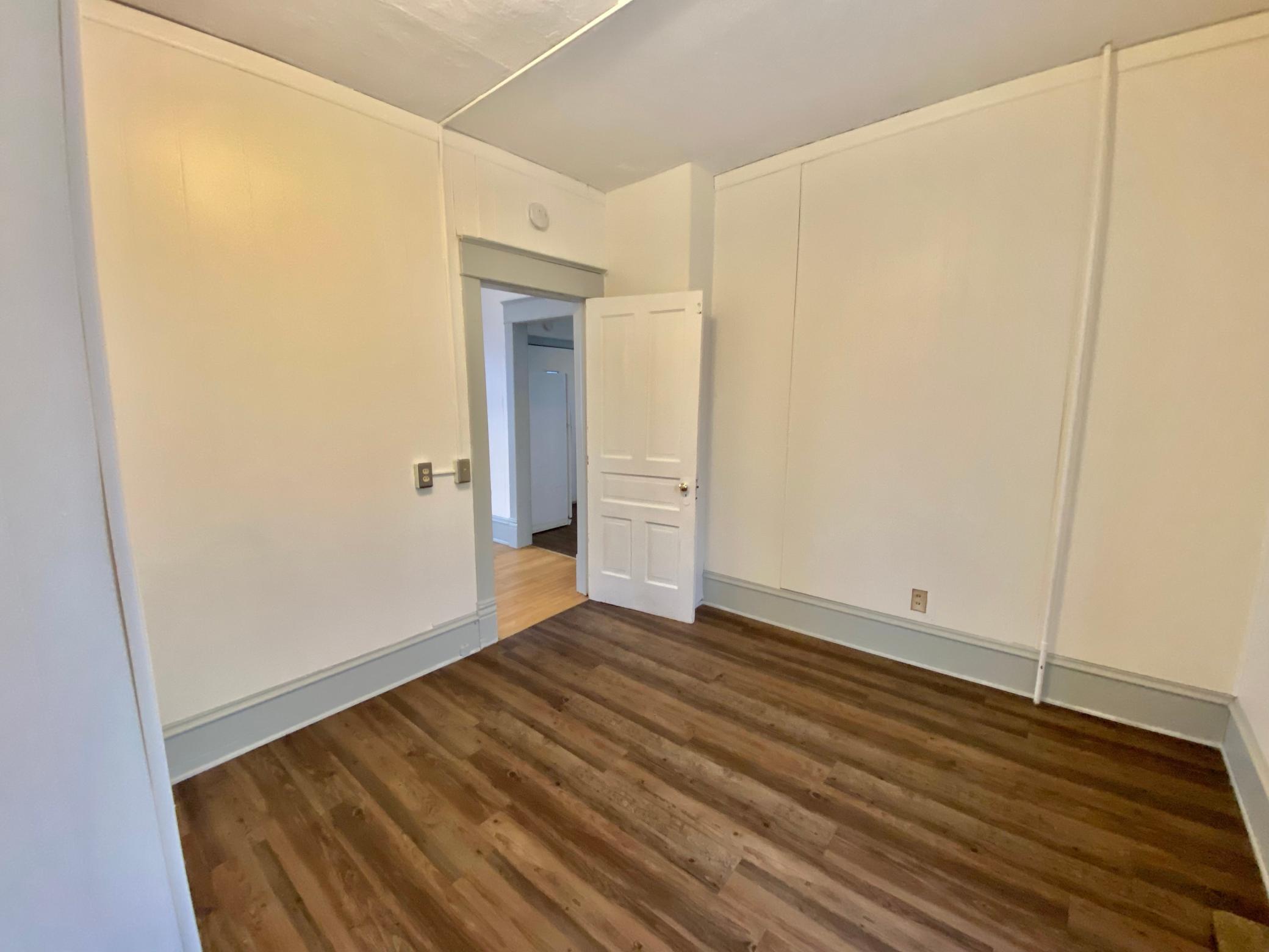 412 12th Street North Fargo, ND 58102 - Photo 12 of 20