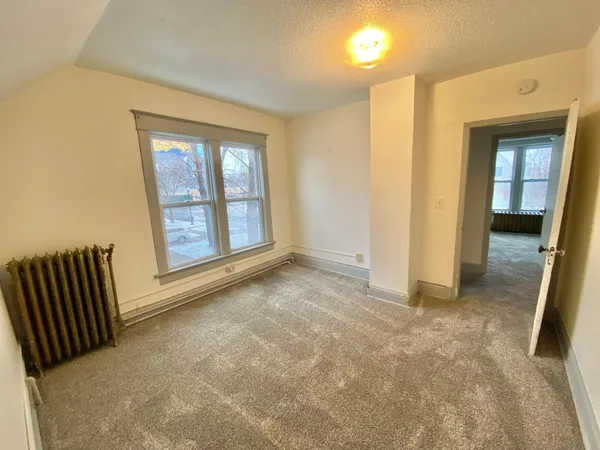 $215,000 | 412 12th Street North, Fargo, ND 58102