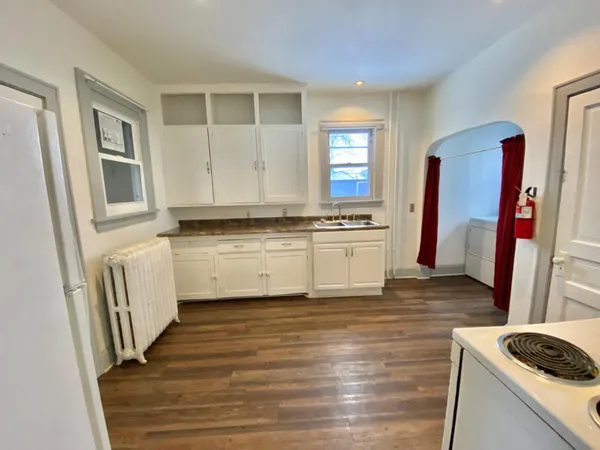 $215,000 | 412 12th Street North, Fargo, ND 58102