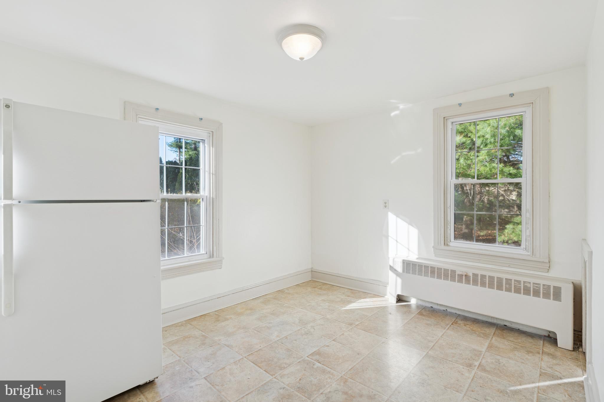 1138 East Schuylkill Road, Unit 2 Pottstown, PA 19465 - Photo 6 of 14 an empty room with a window