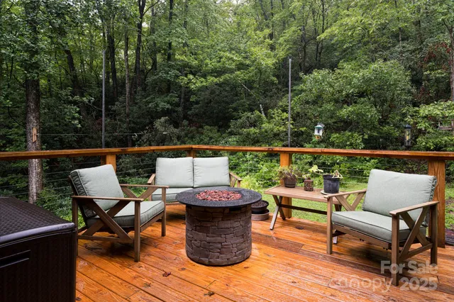 a bed room with a bed and window