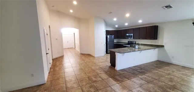 $2,000 | 844 Valnera Court, Kissimmee, FL 34758