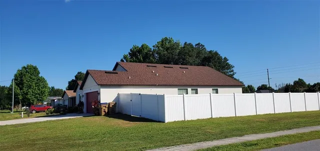 $2,000 | 844 Valnera Court, Kissimmee, FL 34758