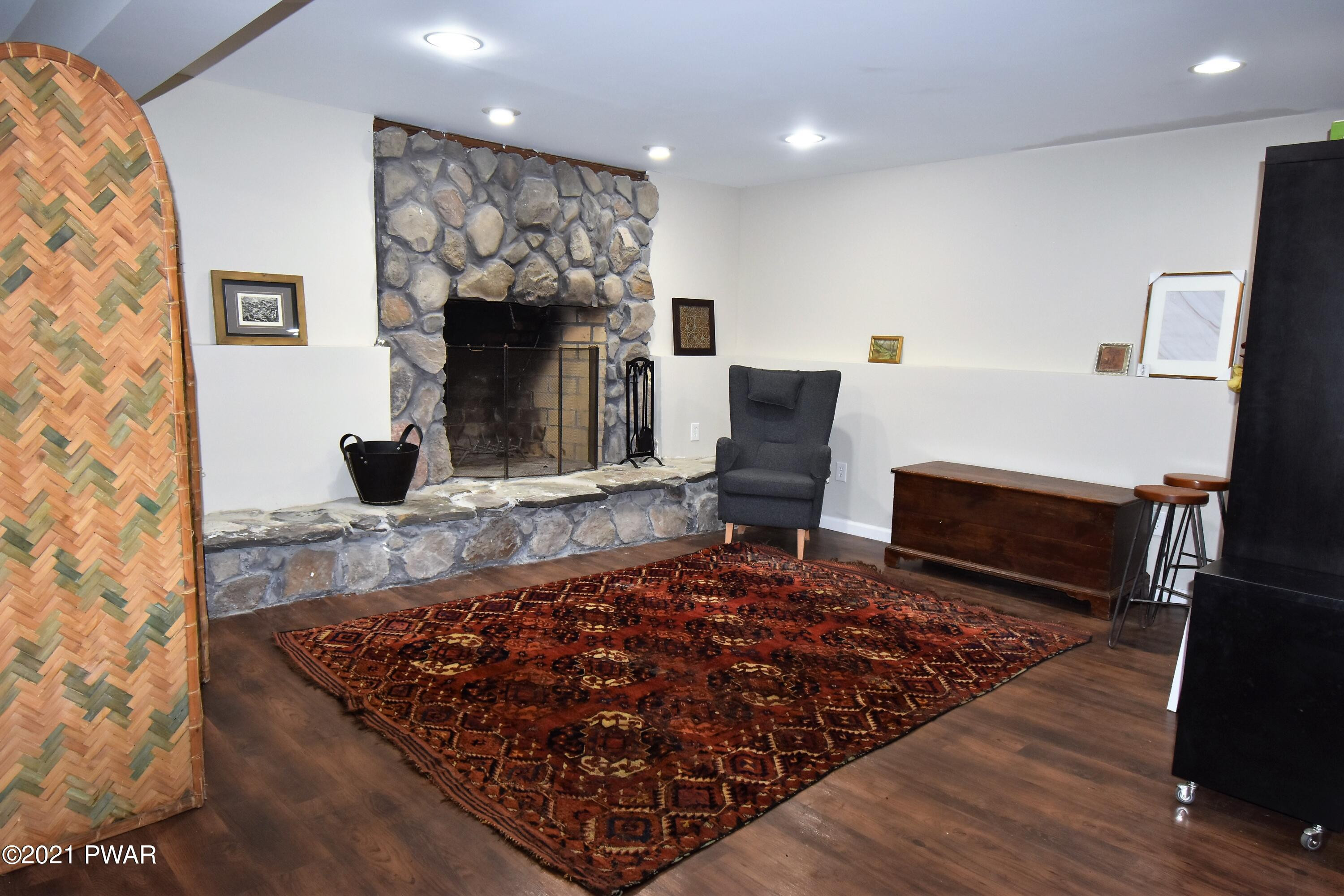 263 Foster Hill Road Milford, PA 18337 - Photo 19 of 26 family room/FP