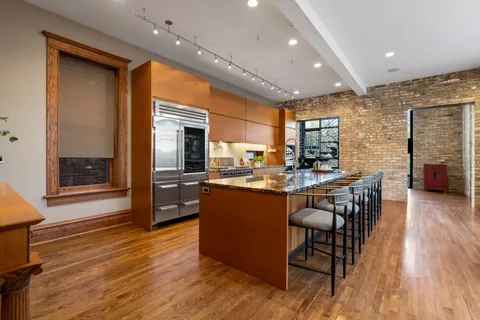 $4,999,000 | 1646 North Leavitt Street, Chicago, IL 60647