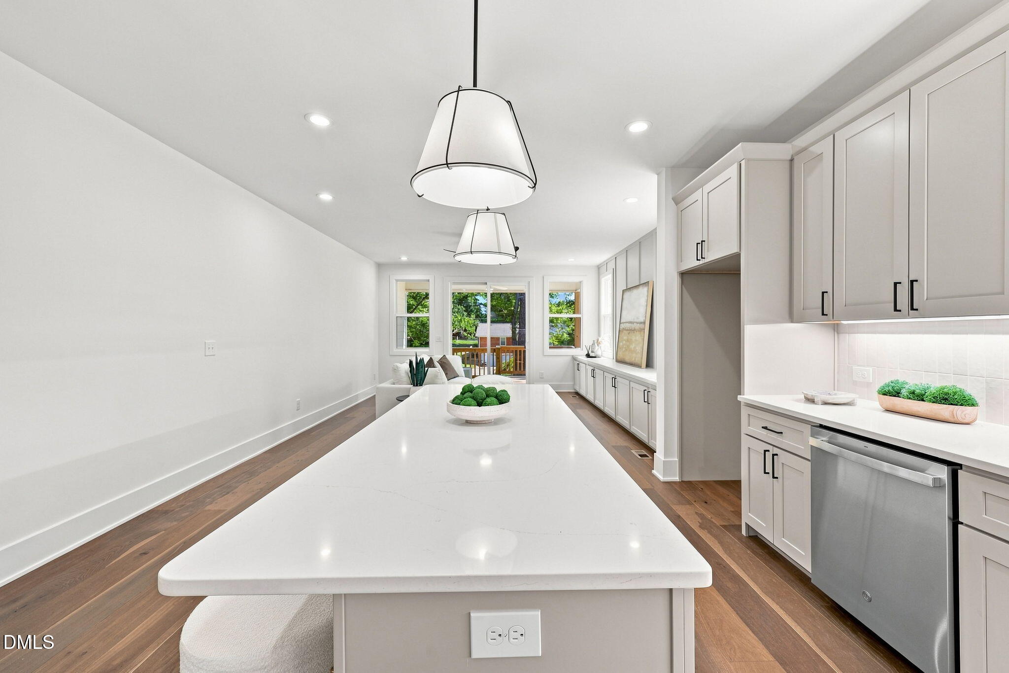637 Conover Road Durham, NC 27703 - Photo 6 of 37 31-web-or-mls-IMG_2541