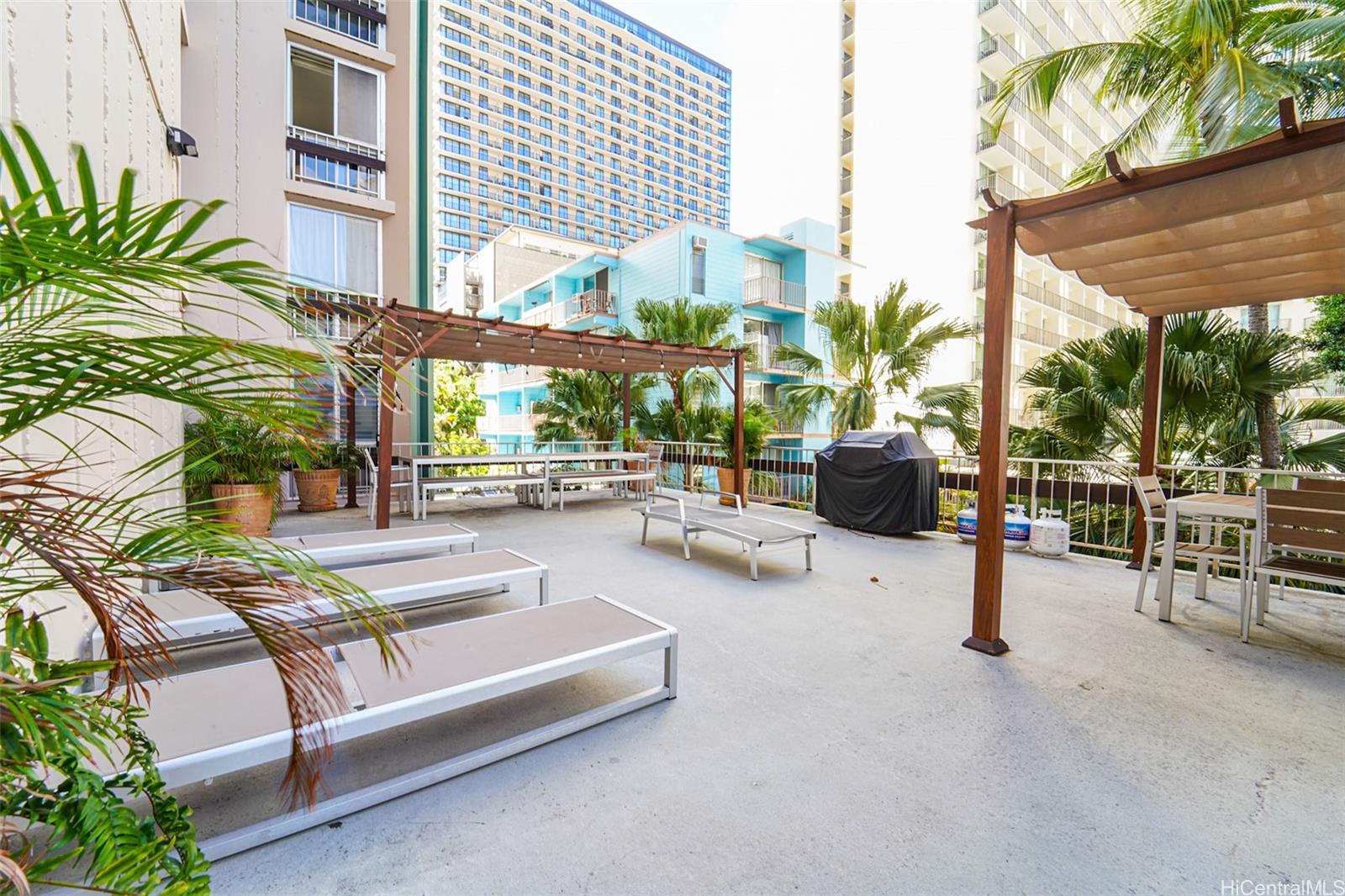 431 Nāhua Street, Unit 309 Honolulu, HI 96815 - Photo 19 of 25 a view of outdoor space with seating area