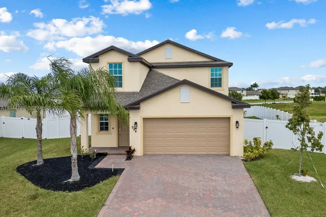 $420,000 | 996 Bent Creek Drive, Fort Pierce, FL 34947