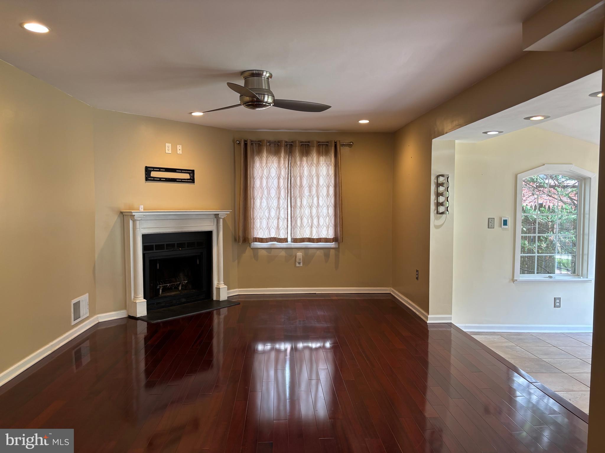 3913 Parsons Road Chevy Chase, MD 20815 - Photo 30 of 43 Family Room