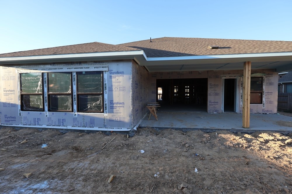 3408 Chestnut Colony Court Conroe, TX 77385 - Photo 9 of 22 a view of a house with a porch