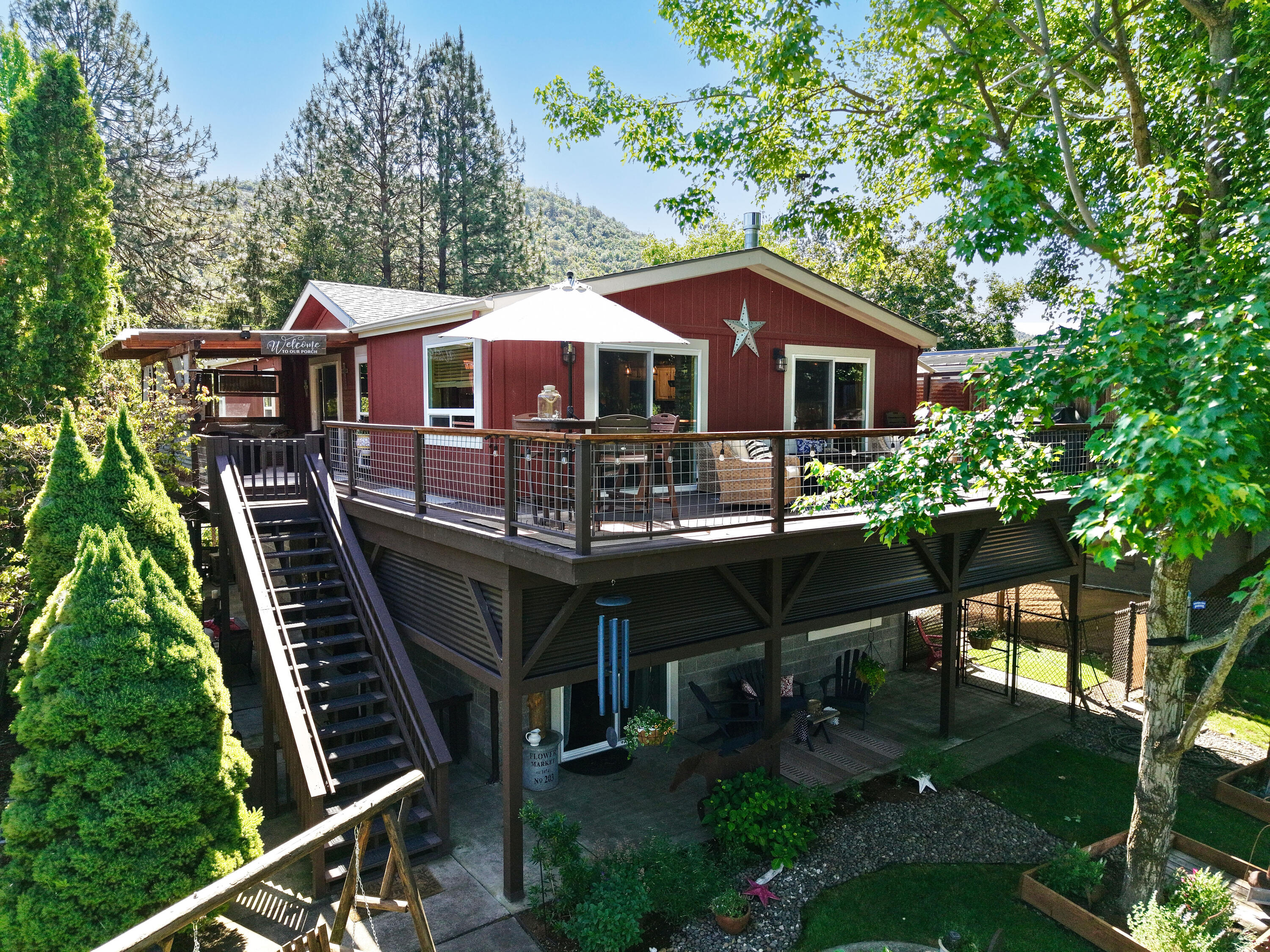 150 Castaline Place Shady Cove, OR 97539 - Photo 1 of 83 House