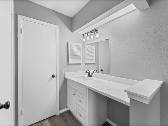 $234,900 | 1343 Wrotham Lane, Channelview, TX 77530