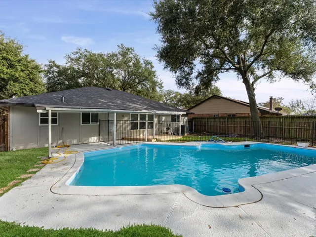 $234,900 | 1343 Wrotham Lane, Channelview, TX 77530