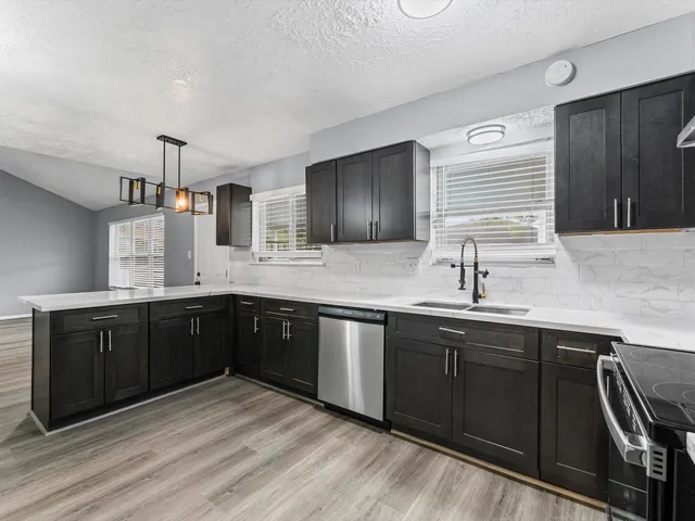 $234,900 | 1343 Wrotham Lane, Channelview, TX 77530