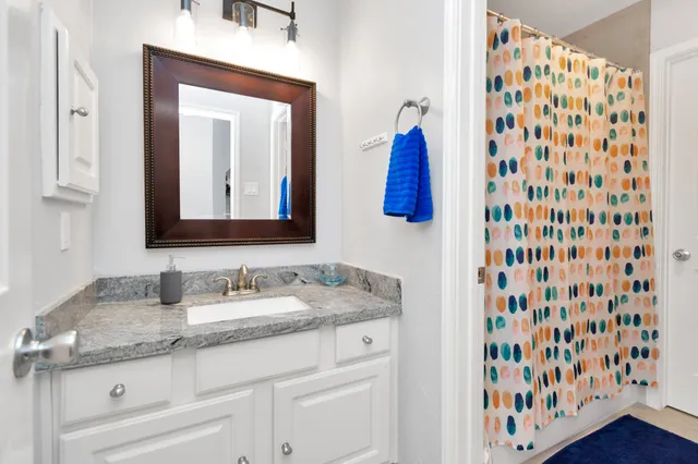 $8,000 | 10007 Hickory Trail Lane, Houston, TX 77064