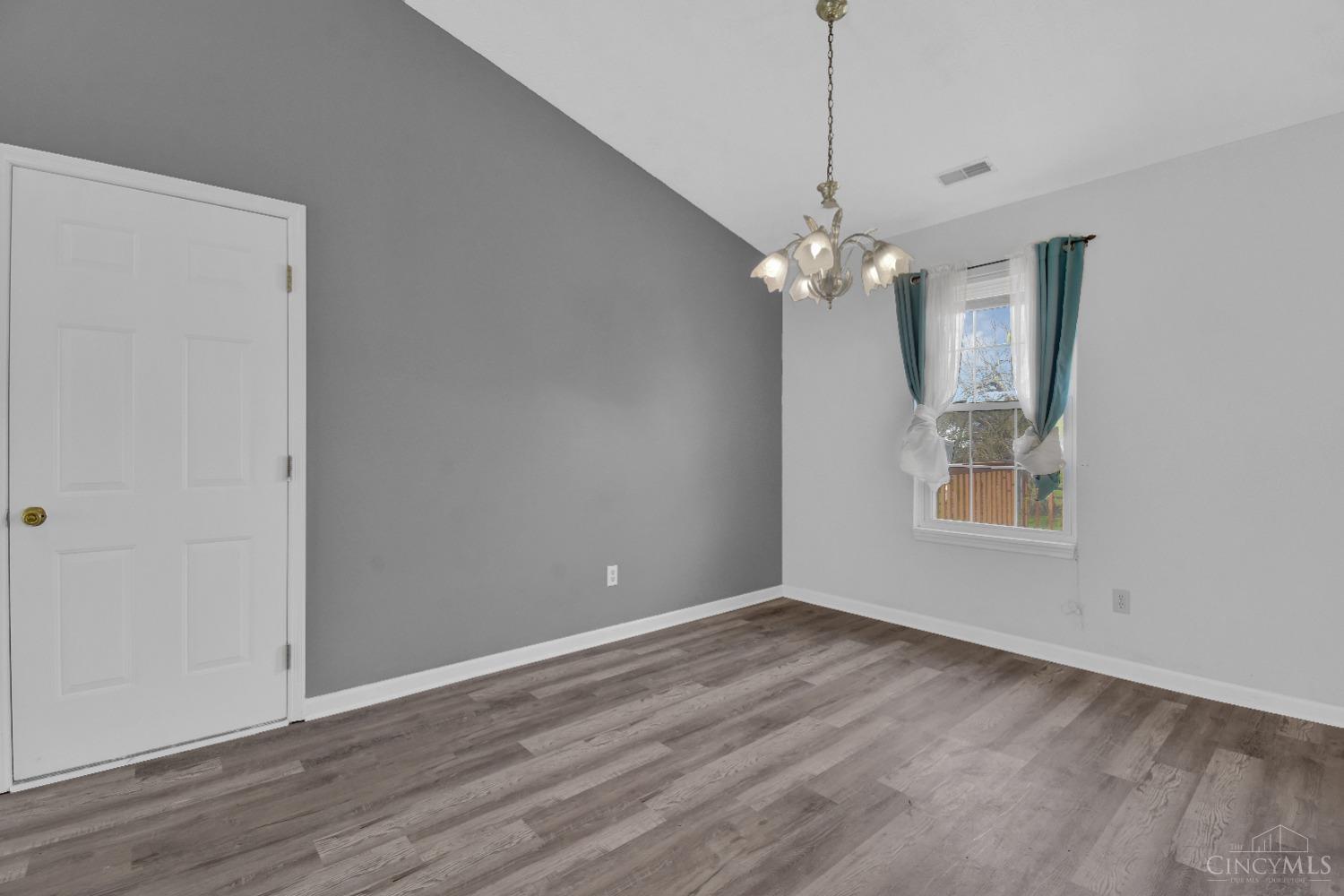 97 Campbell Road Harrison, OH 45030 - Photo 6 of 26