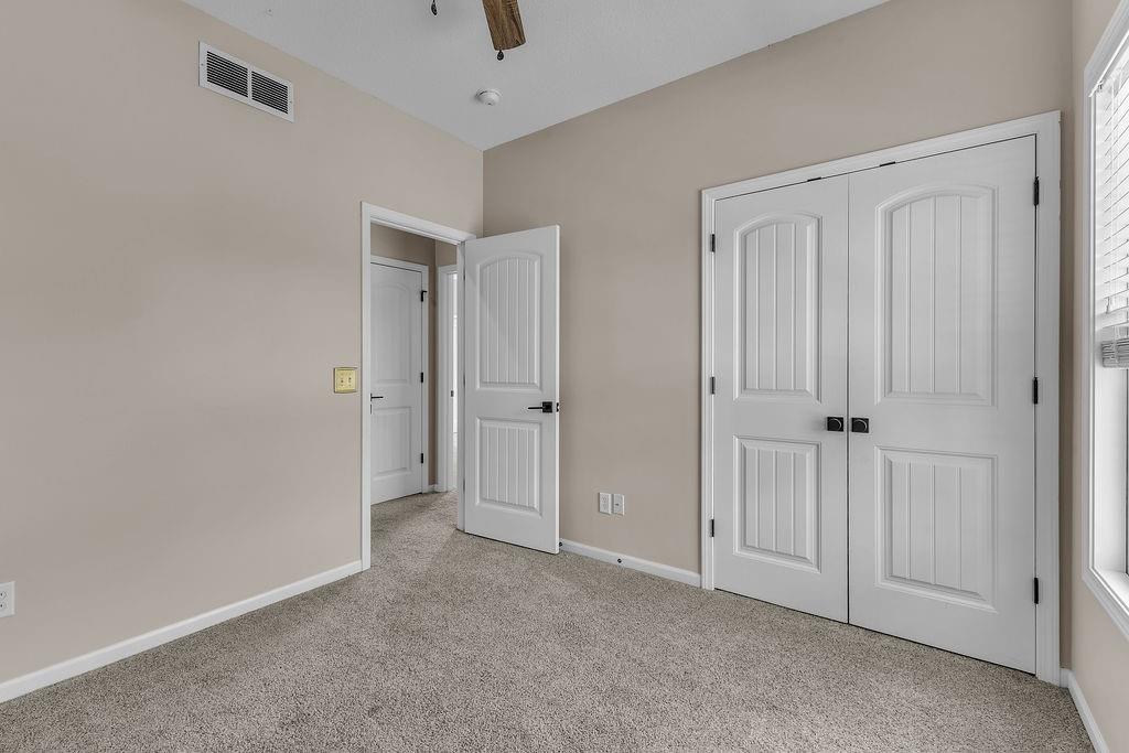 2708 Meadow Ridge Drive St. Joseph, MO 64504 - Photo 19 of 60