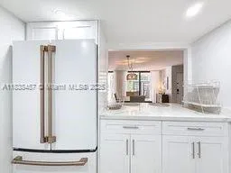 $7,500 | 350 Grapetree Drive, Unit 405, Key Biscayne, FL 33149