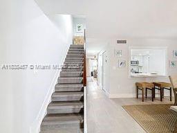 350 Grapetree Drive, Unit 405 Key Biscayne, FL 33149 - Photo 18 of 36