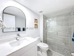 $7,500 | 350 Grapetree Drive, Unit 405, Key Biscayne, FL 33149