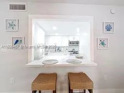 $7,500 | 350 Grapetree Drive, Unit 405, Key Biscayne, FL 33149