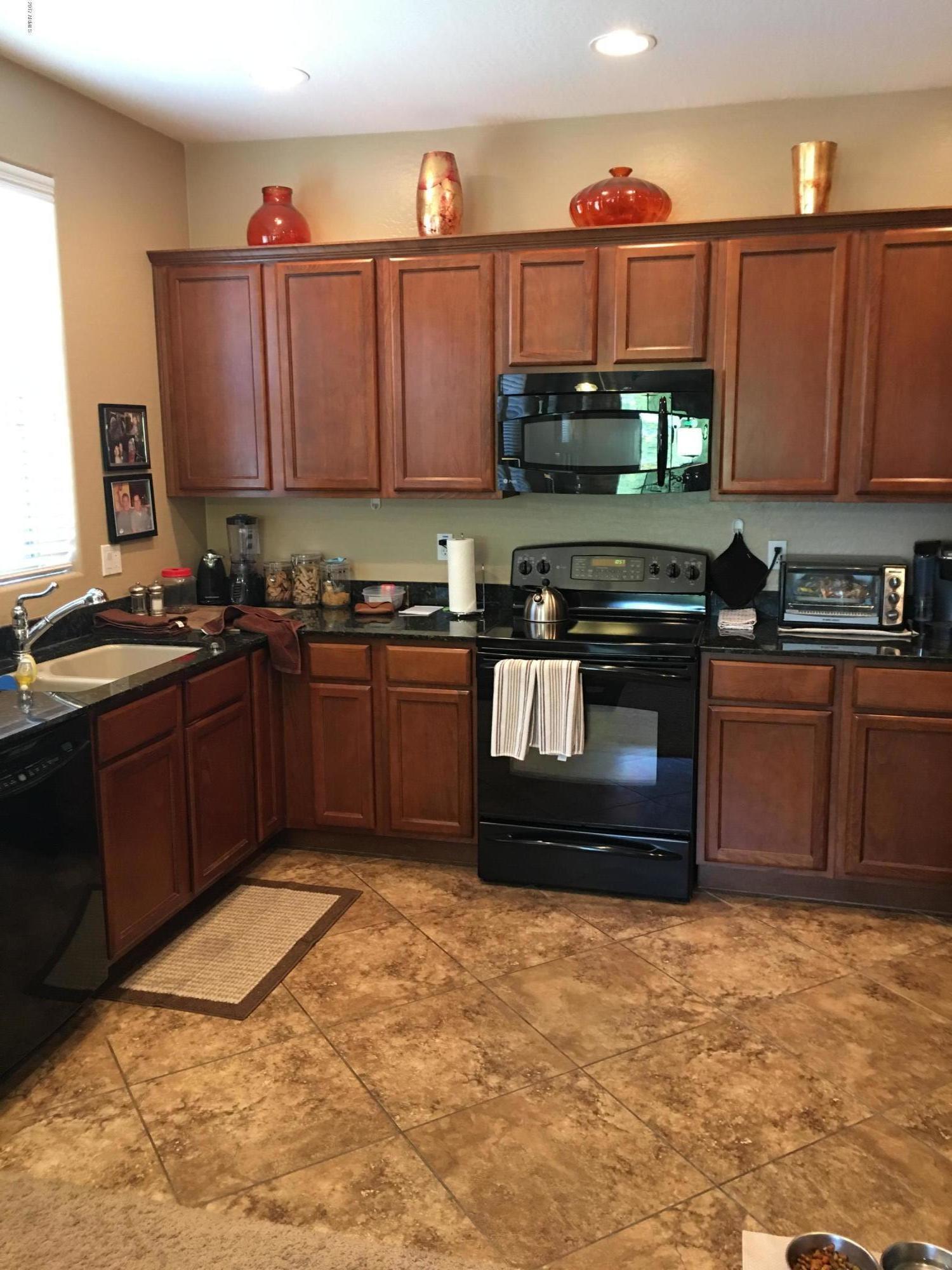 17850 North 68th Street, Unit 1011 Phoenix, AZ 85054 - Photo 18 of 35 IMG_0967