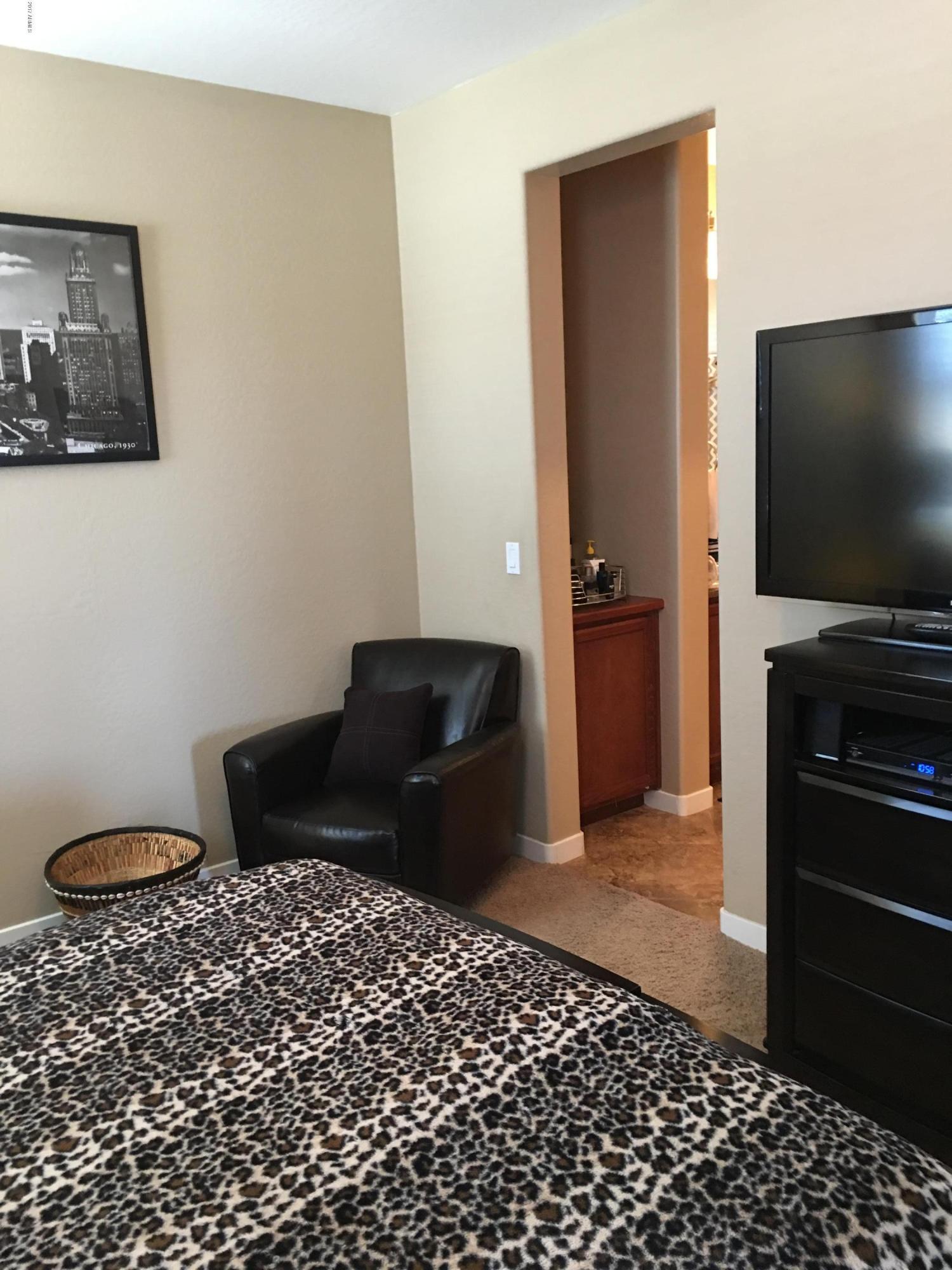 17850 North 68th Street, Unit 1011 Phoenix, AZ 85054 - Photo 31 of 35 IMG_0980