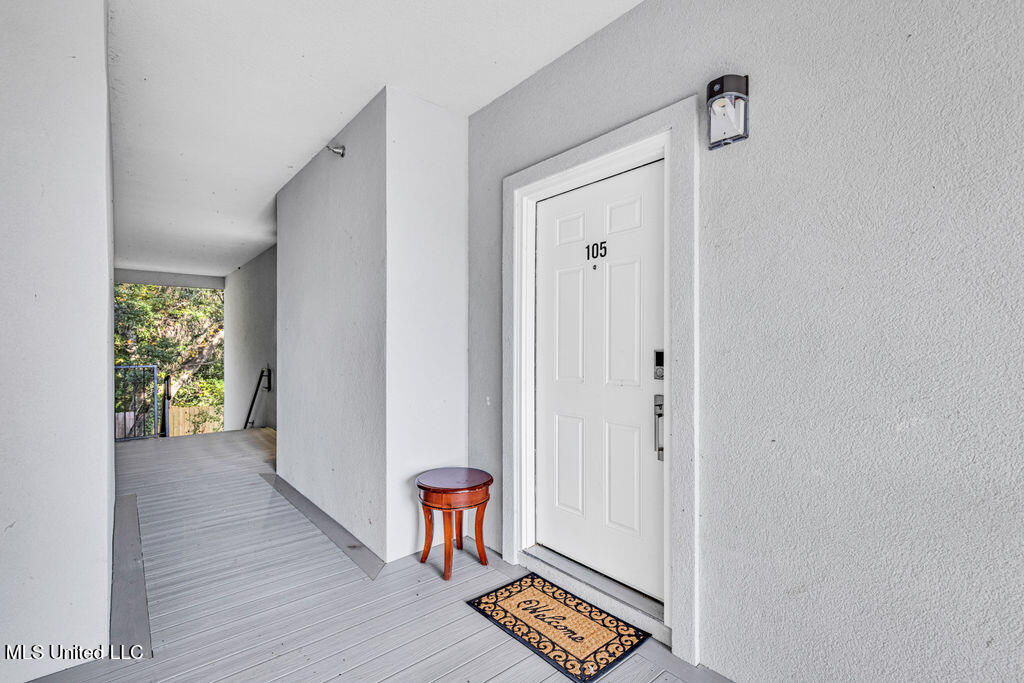 12088 Lamey Brg Road, Unit 105 D'Iberville, MS 39540 - Photo 3 of 15 12088LameyBridge#105-9