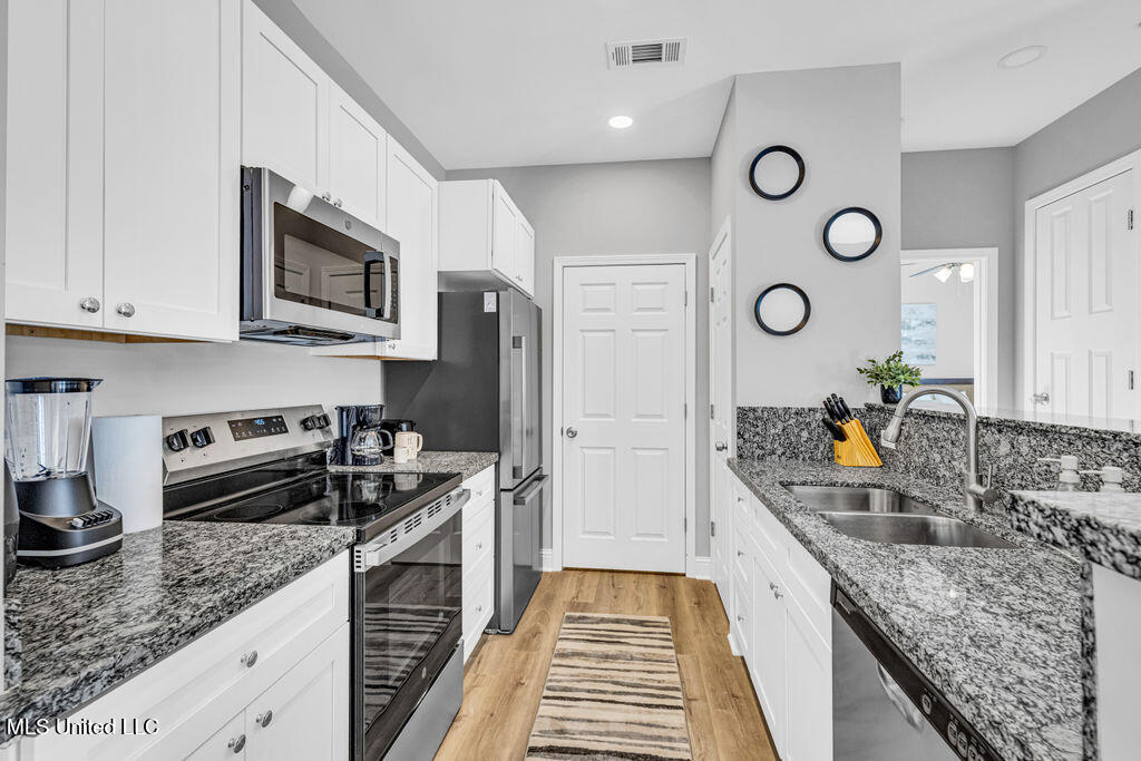 12088 Lamey Brg Road, Unit 105 D'Iberville, MS 39540 - Photo 7 of 15 12088LameyBridge#105-19