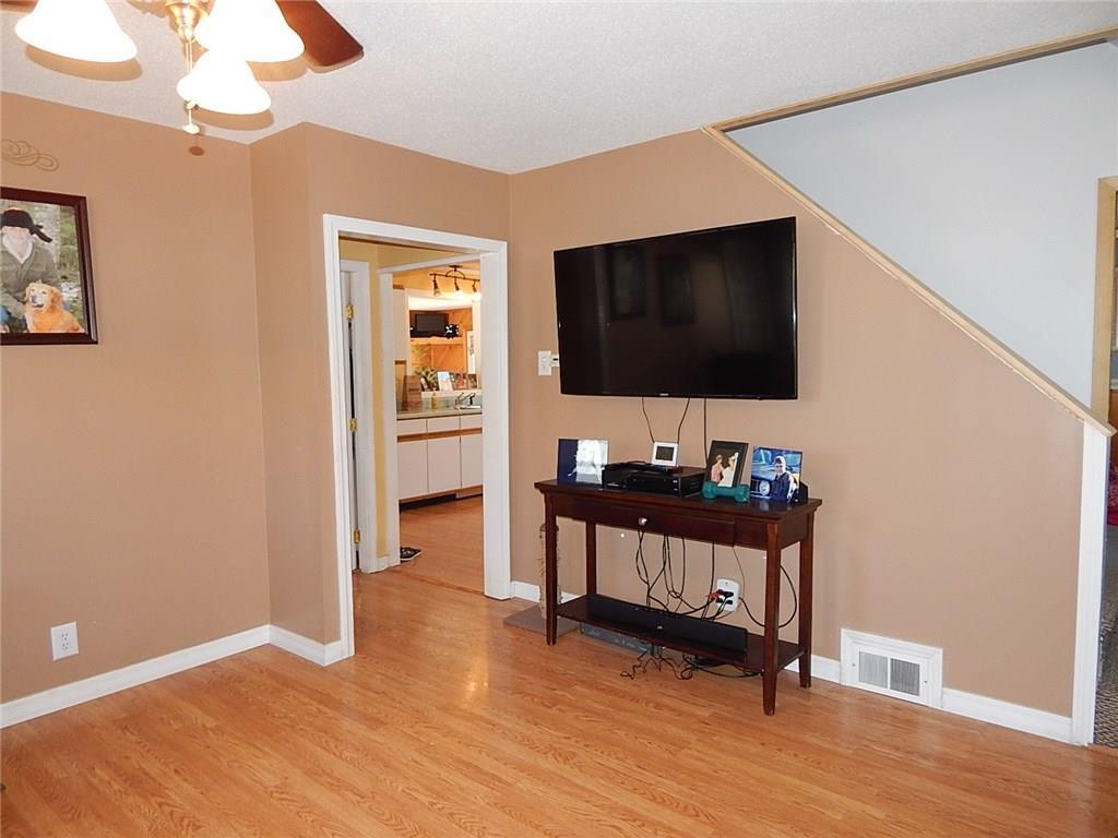 120 Prospect Street Millinocket, ME 04462 - Photo 12 of 26 Living Room