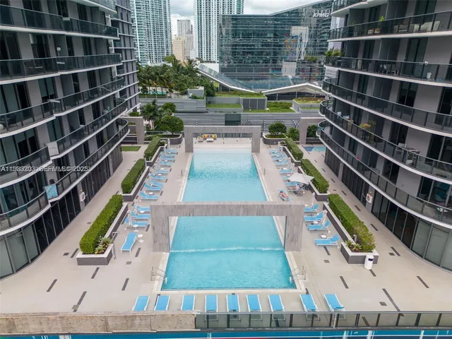 $6,200 | 45 Southwest 9th Street, Unit 1403, Miami, FL 33130