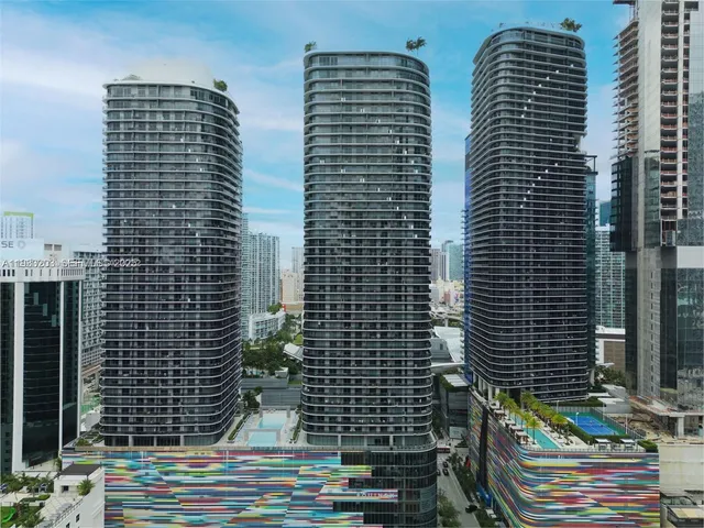 $6,200 | 45 Southwest 9th Street, Unit 1403, Miami, FL 33130