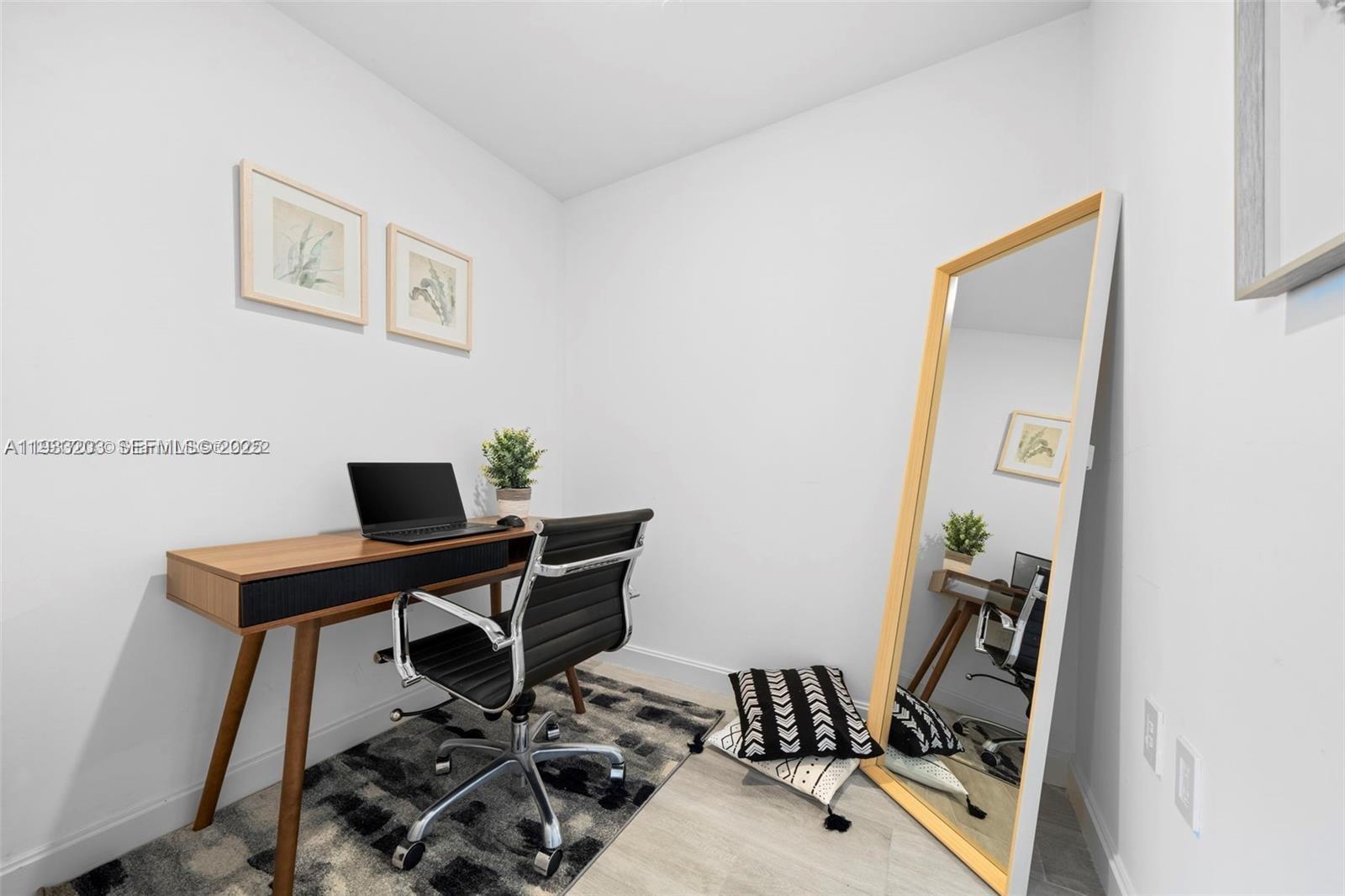 45 Southwest 9th Street, Unit 1403 Miami, FL 33130 - Photo 10 of 29