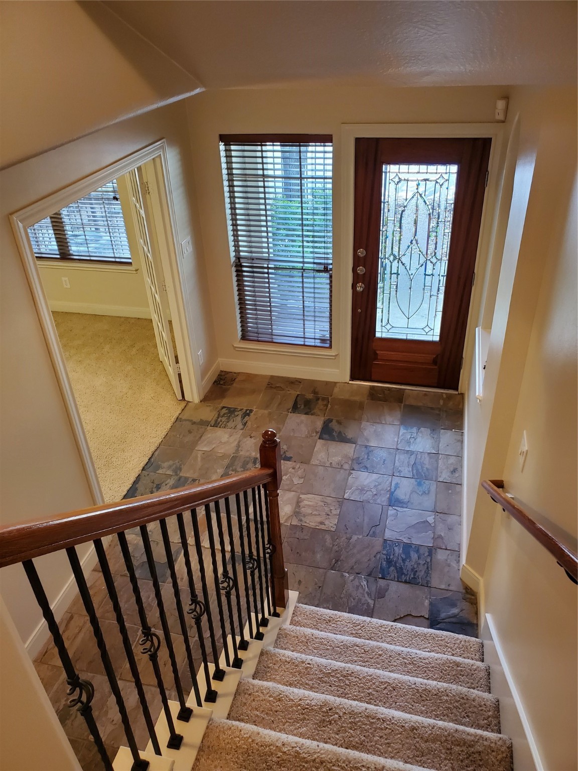326 Malone Street Houston, TX 77007 - Photo 7 of 25 a view of balcony with wooden floor and windows