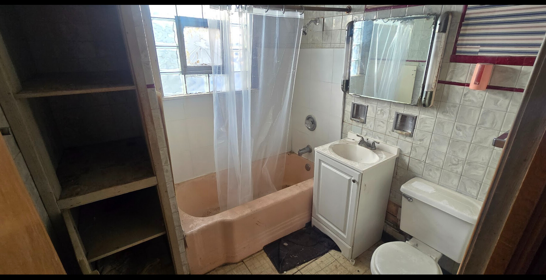 6933 South Honore Street Chicago, IL 60636 - Photo 4 of 12