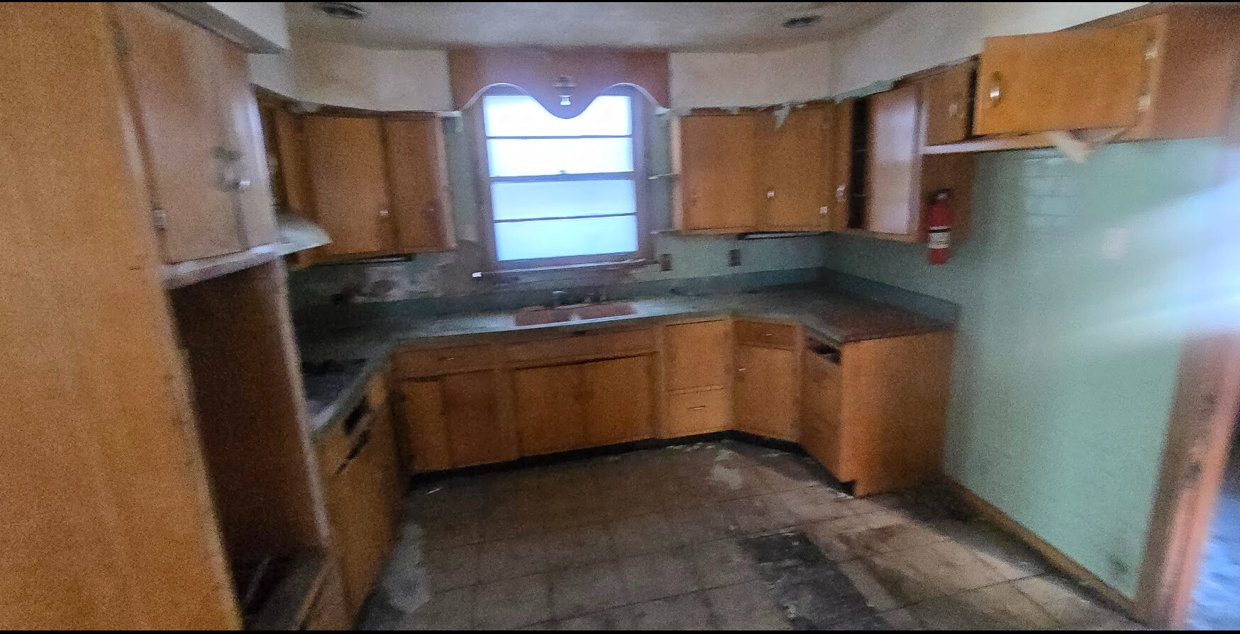 6933 South Honore Street Chicago, IL 60636 - Photo 7 of 12