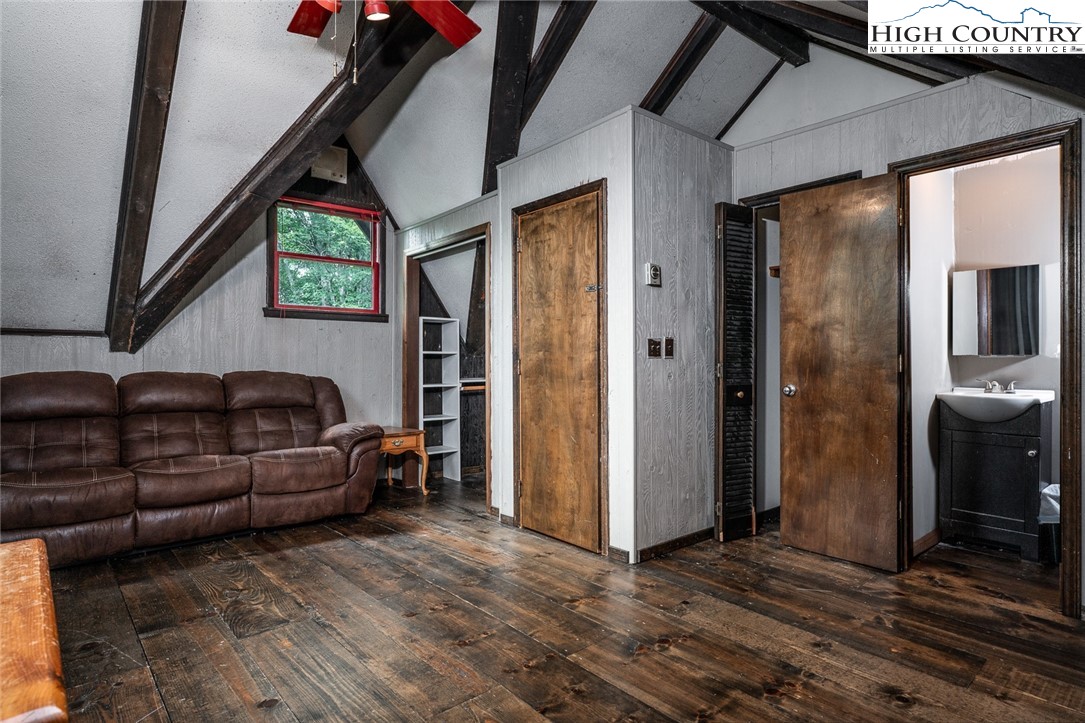 164 Avery Co High School Road Newland, NC 28657 - Photo 22 of 50 a living room with furniture