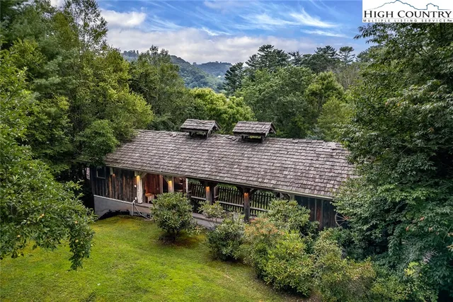 $998,000 | 164 Avery Co High School Road, Newland, NC 28657