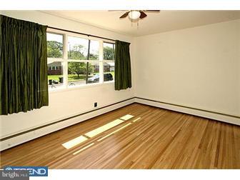 358 Zane Avenue Jenkintown, PA 19046 - Photo 4 of 11