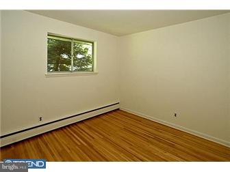 358 Zane Avenue Jenkintown, PA 19046 - Photo 7 of 11