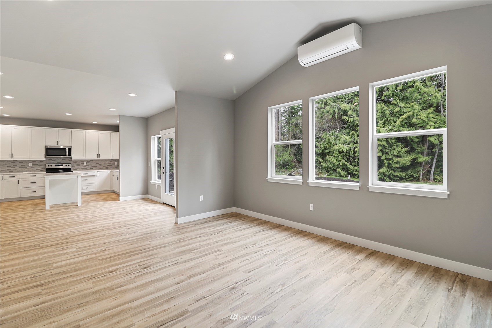 13305 Gibralter Road Anacortes, WA 98221 - Photo 22 of 27 Gallery Image 22