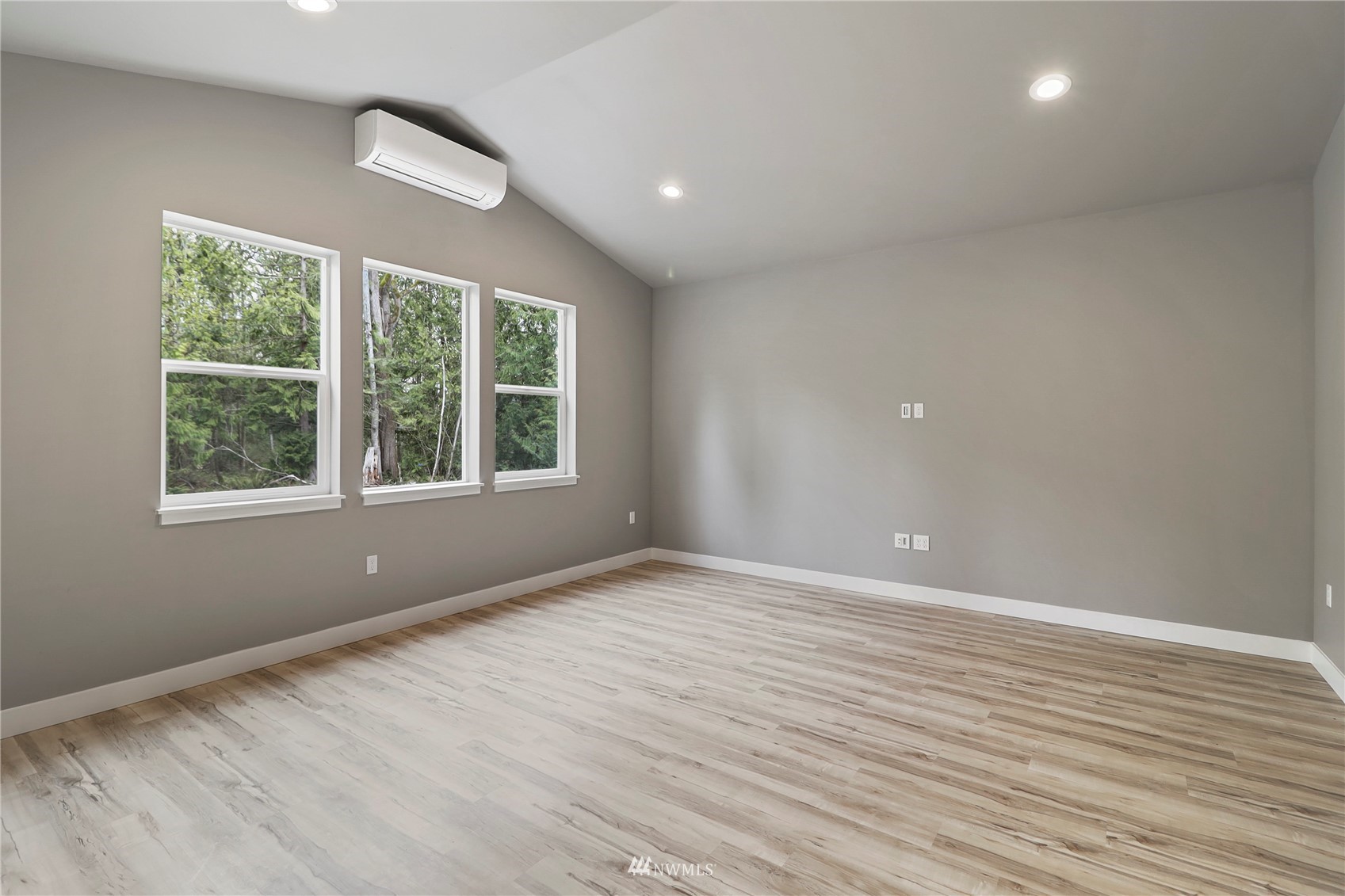 13305 Gibralter Road Anacortes, WA 98221 - Photo 23 of 27 Gallery Image 23